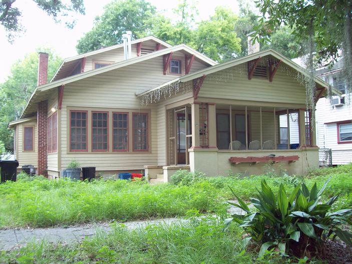 110 Northwest 7th Terrace