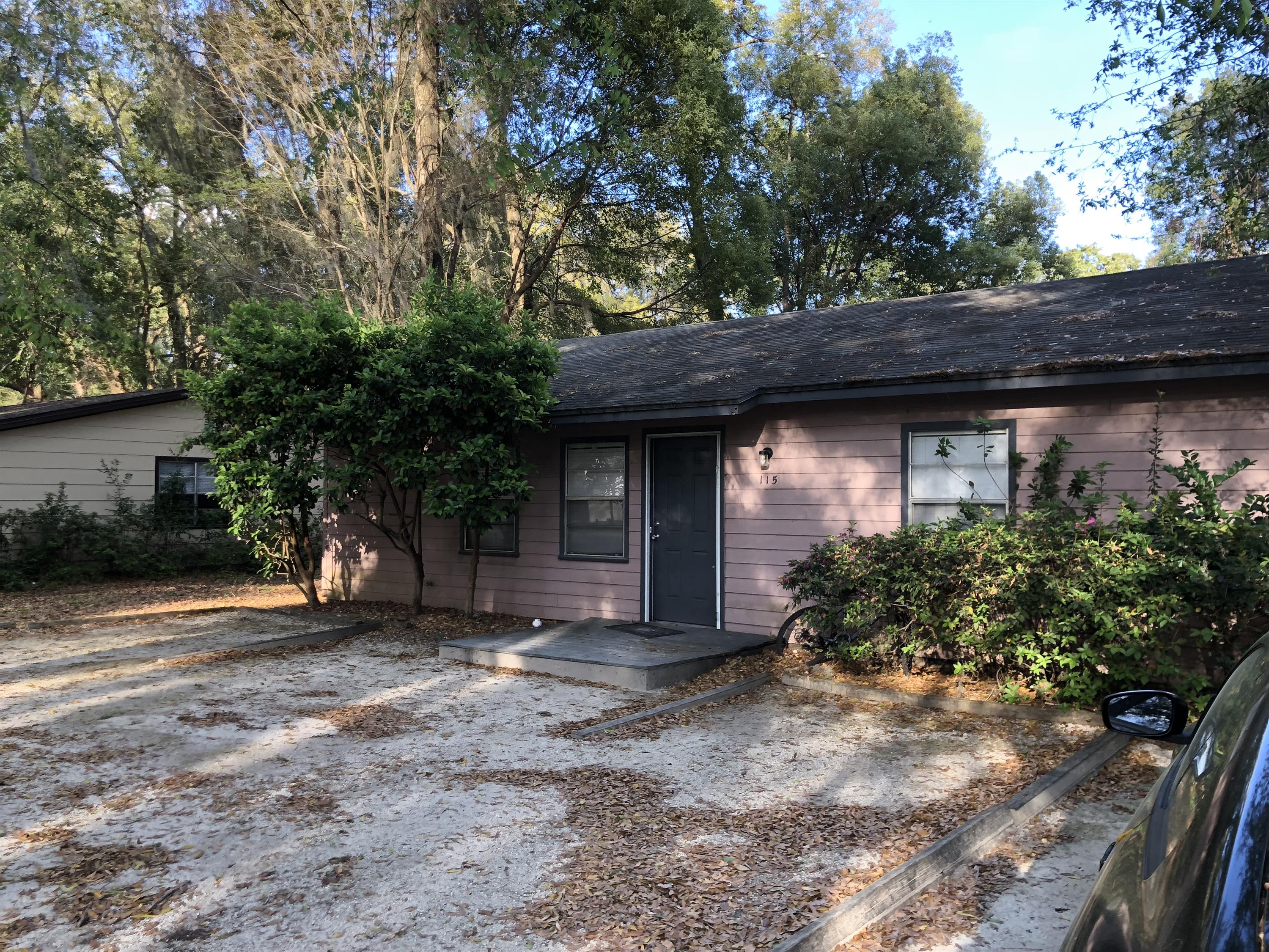 115 SW 24th St.